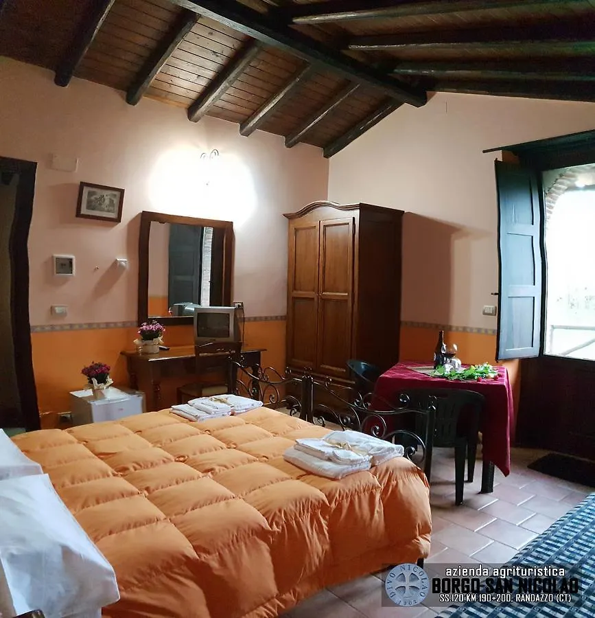 Agriturismo Borgo San Nicolao Villa Randazzo