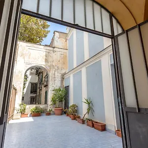 Dietro San Domenico , Palermo Italy
